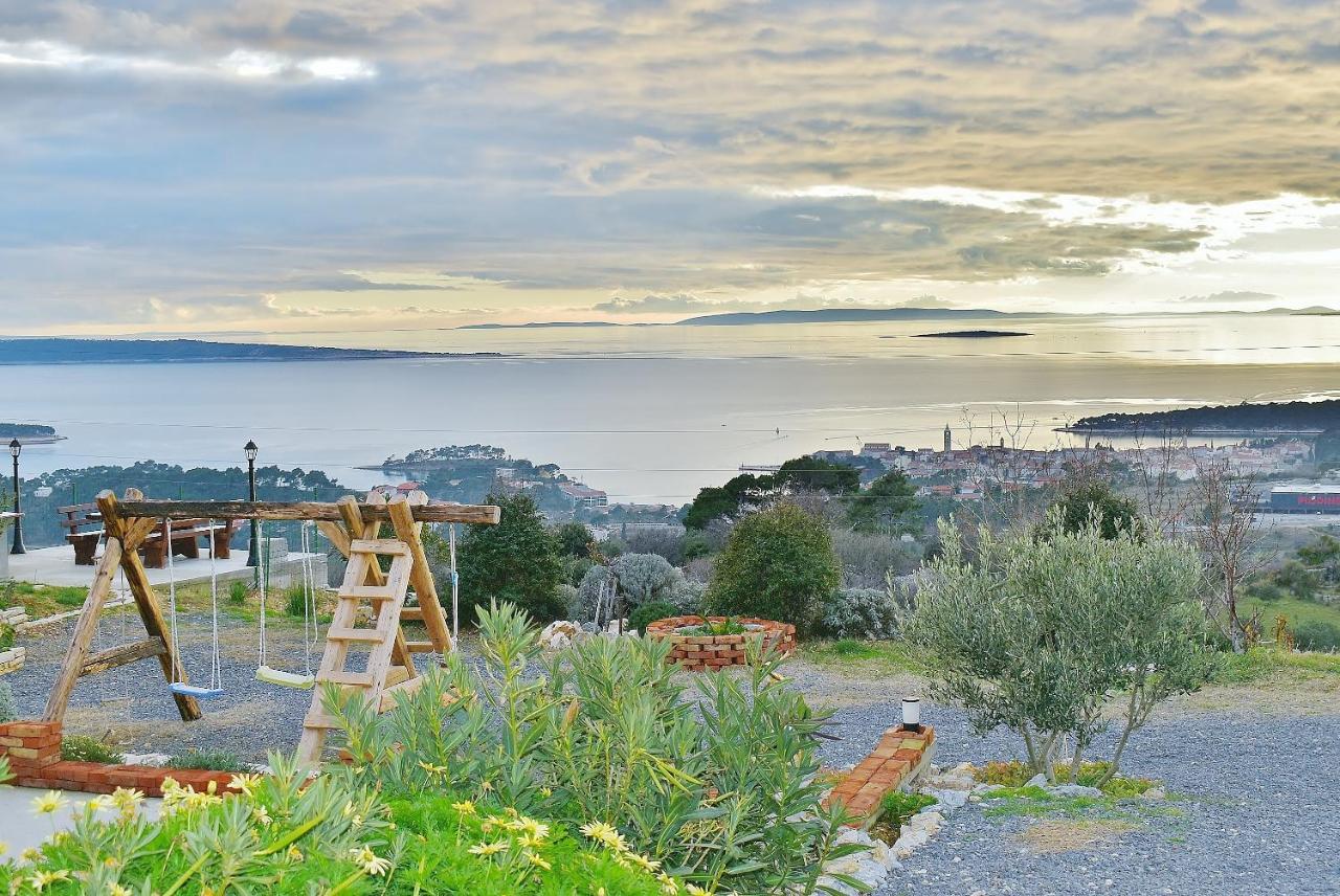 Apartments Panorama View Zeljko Scerbe Mundanije ภายนอก รูปภาพ